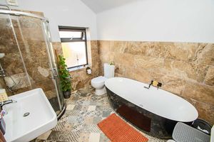 Photo 16- click for photo gallery